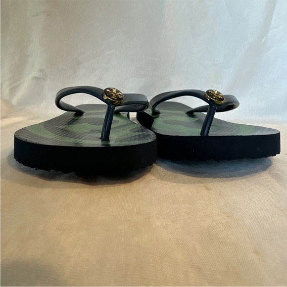 Tory Burch Black and Green Logo Flip Flops 7 - Picture 7 of 13